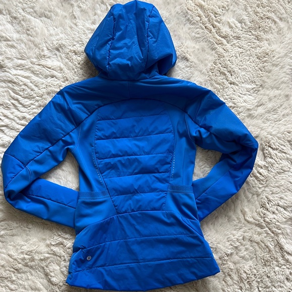 Lululemon puffer jacket - Picture 5 of 11